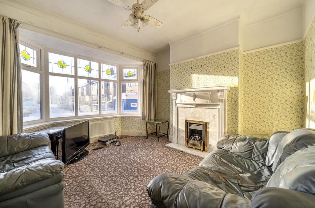 Maldon Drive, Monton, Manchester 3 bed semidetached house for sale £