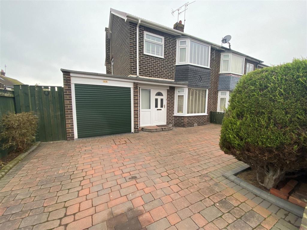 St. Ronans Drive, Seaton Sluice 3 bed semidetached house for sale £