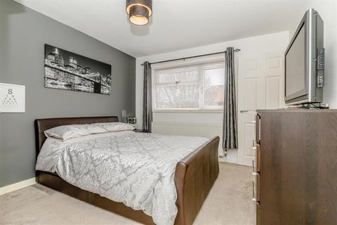 12 Freemans Way, Wetherby, LS22 6YW