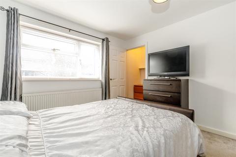 12 Freemans Way, Wetherby, LS22 6YW