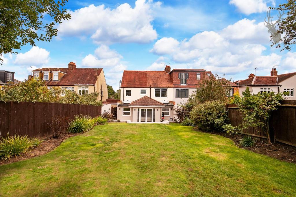 Dukes Avenue, Theydon Bois, Epping 4 bed semidetached house £1,100,000