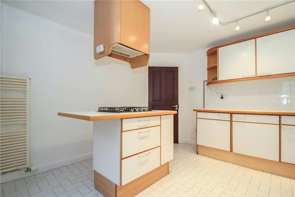 Kitchen 2