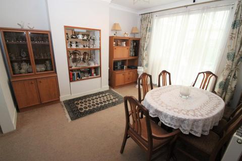 38 Frances Road, London, E4 9DL