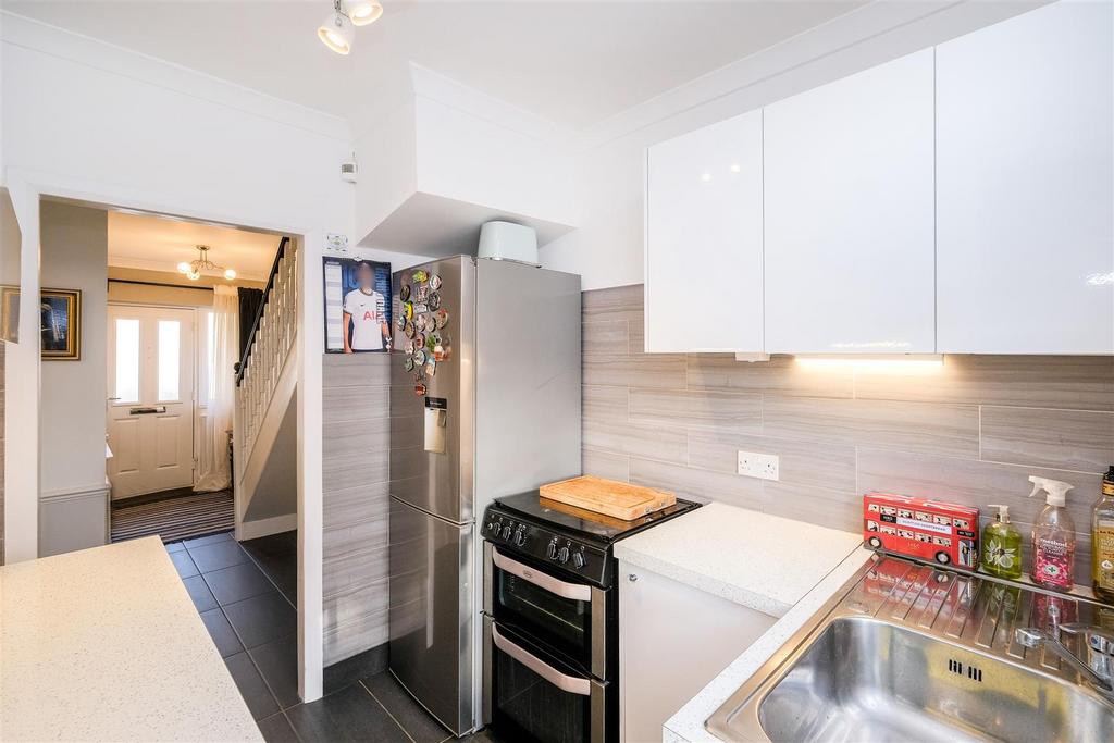 101 Marmion Avenue-13.jpg
