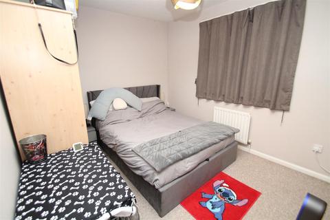 2 bedroom semi-detached house for sale - Bergman Close, Abbeymeads, Swindon