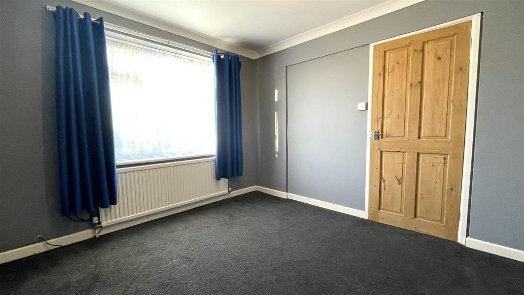 Kinson Road, Bournemouth 3 bed ground floor flat £265,000