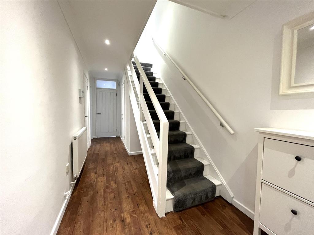 St. Davids Close, West Wickham 4 bed house £2,600 pcm (£600 pw)