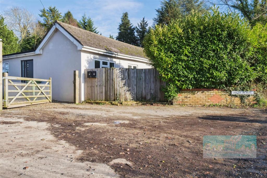 Otford Lane, Halstead, Sevenoaks 4 bed detached bungalow £2,750 pcm