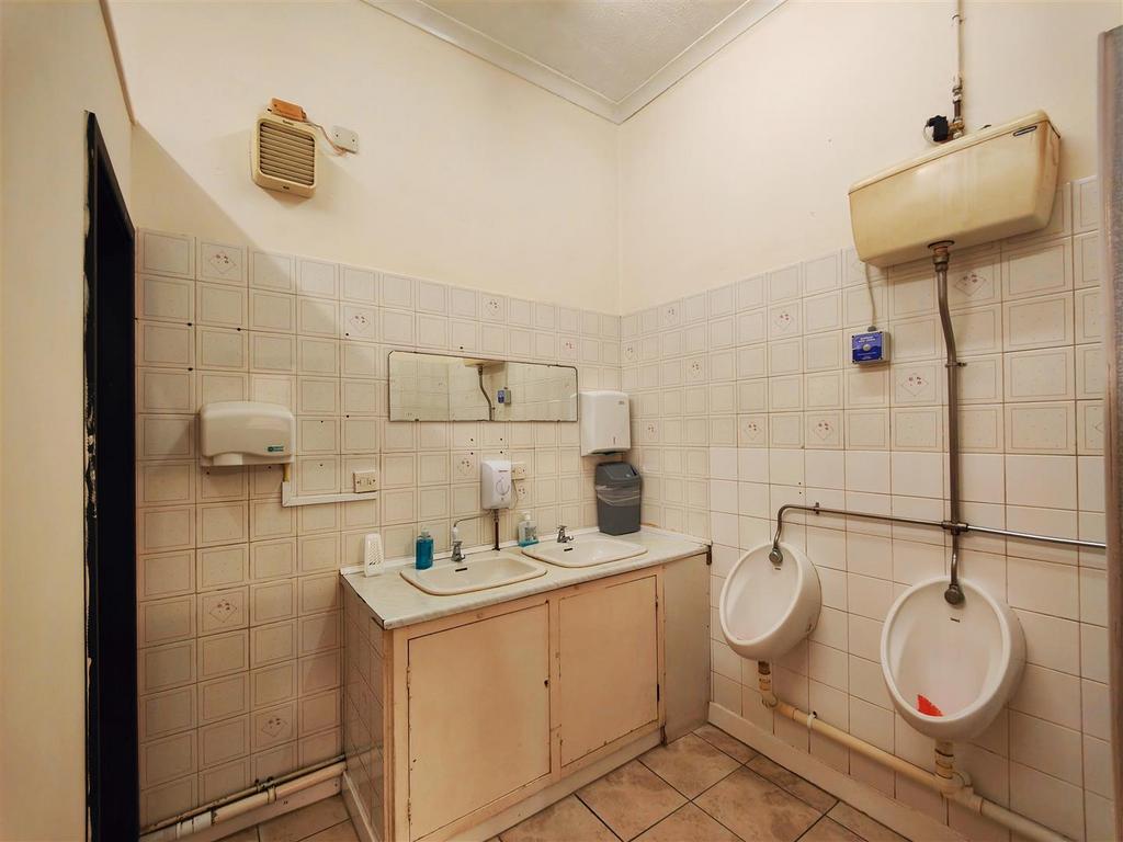 Gents WC