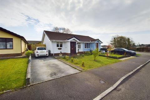2 Brynglas, Penygroes, Llanelli, SA14 7PY