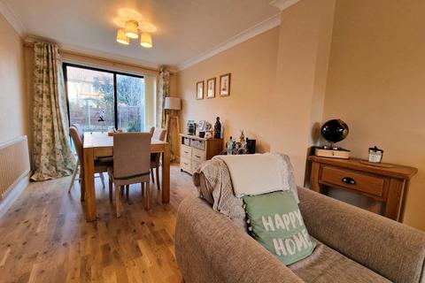 12 Clayfield, Yate, Bristol, BS37 7HU