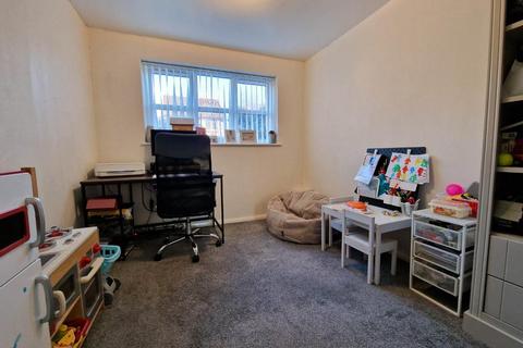 12 Clayfield, Yate, Bristol, BS37 7HU
