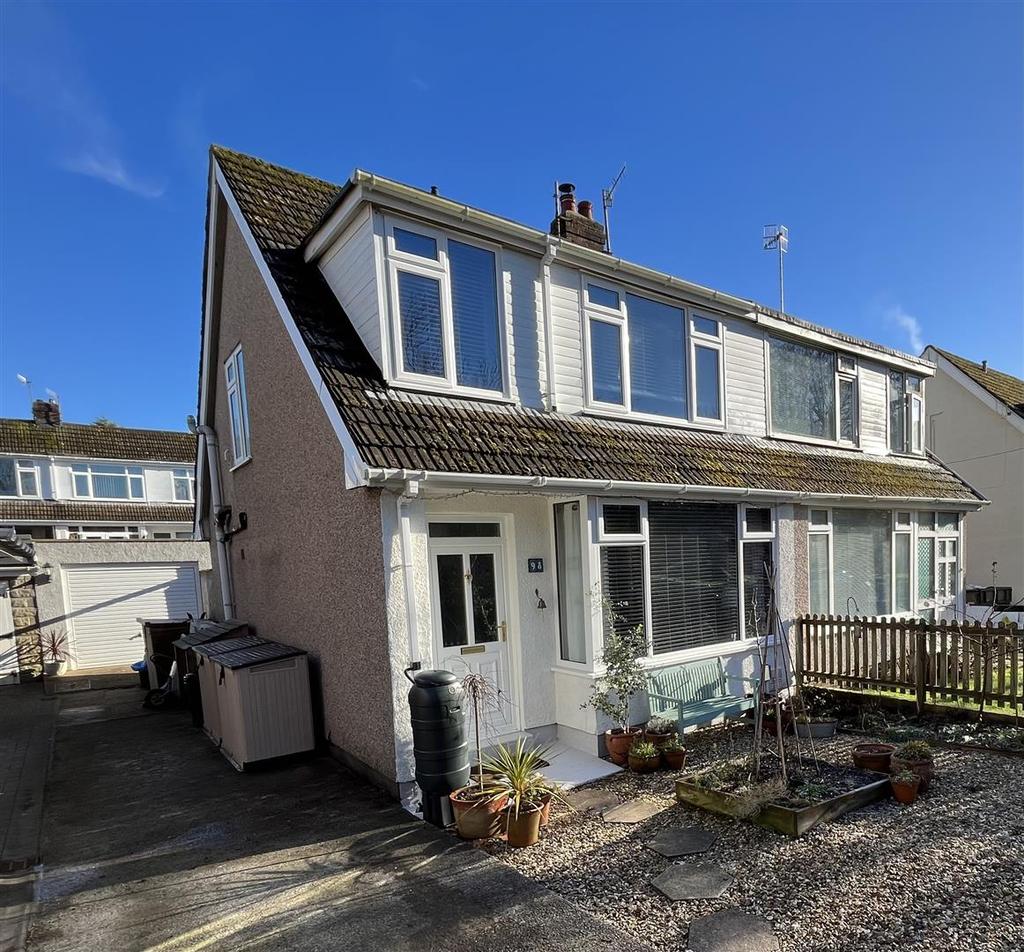 Woodcote, Killay, Swansea 3 bed semidetached house £235,000