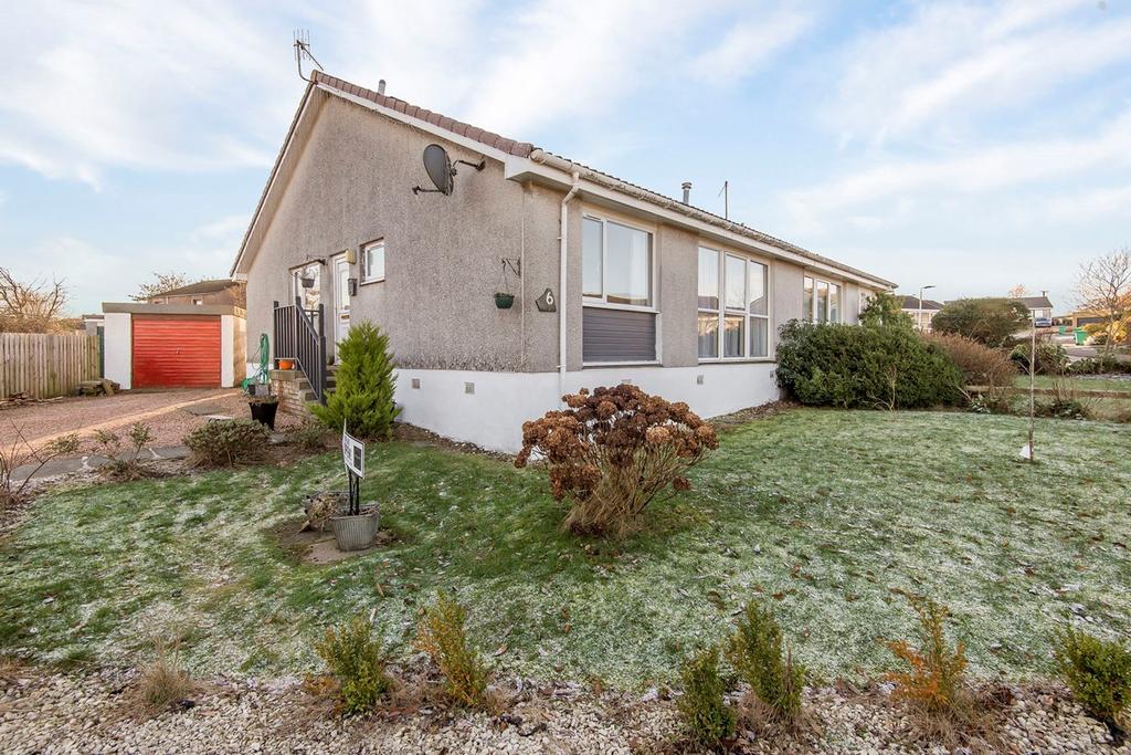 Provost Park, Auchtermuchty, Cupar, KY14 3 bed semidetached bungalow