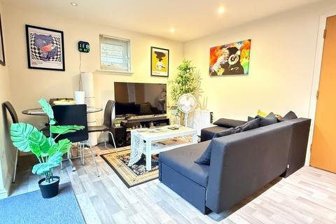 1 bedroom flat to rent, Auckland Road, Cambridge