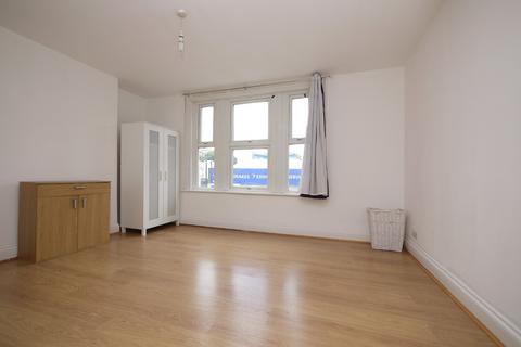 undefined, Plaistow Road, London,  E15