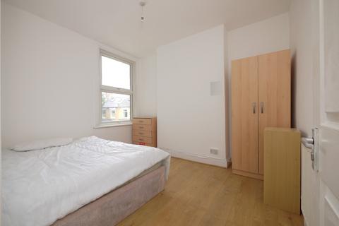 undefined, Plaistow Road, London,  E15