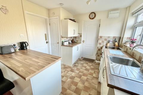 3 bedroom semi-detached house for sale - Greenways, Lydney, Gloucestershire, GL15 5HY