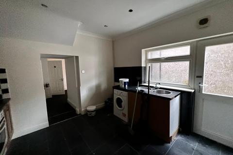 5 bedroom semi-detached house for sale, London Road, Neath, Neath Port Talbot. SA11 1HB