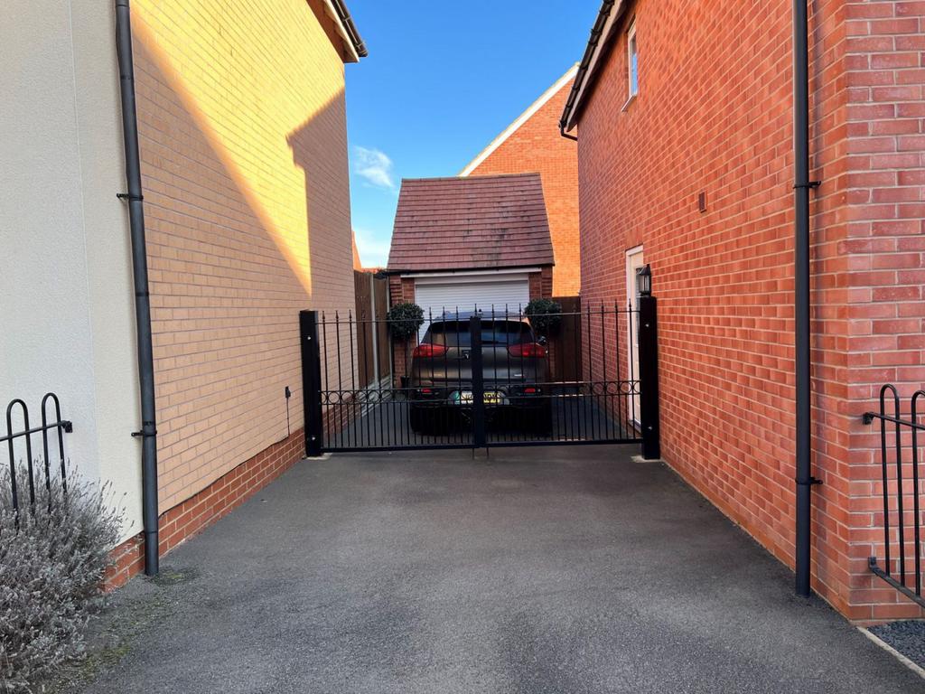 GARAGE (With Wide Driveway)