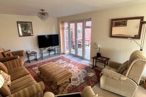 1 Maxwell Walk, Northampton, NN5 6WD