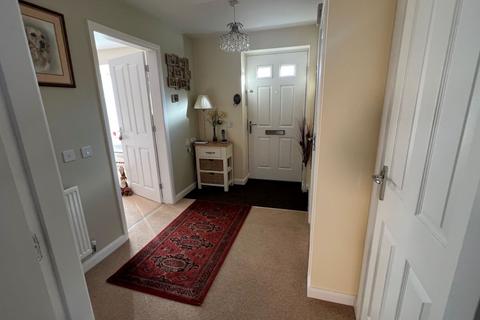 1 Maxwell Walk, Northampton, NN5 6WD