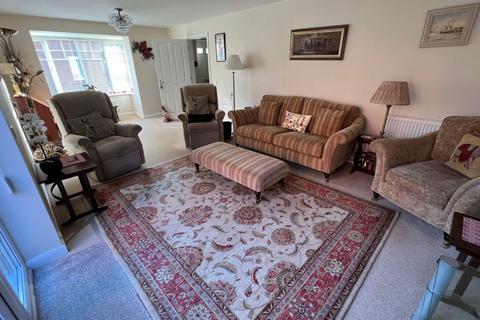 1 Maxwell Walk, Northampton, NN5 6WD