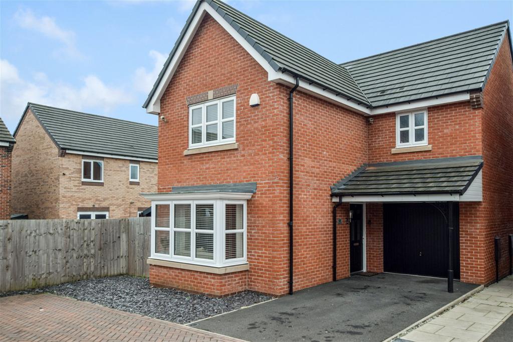 Brookwood Avenue, Fairfield Gardens, Widnes 3 bed detached house for