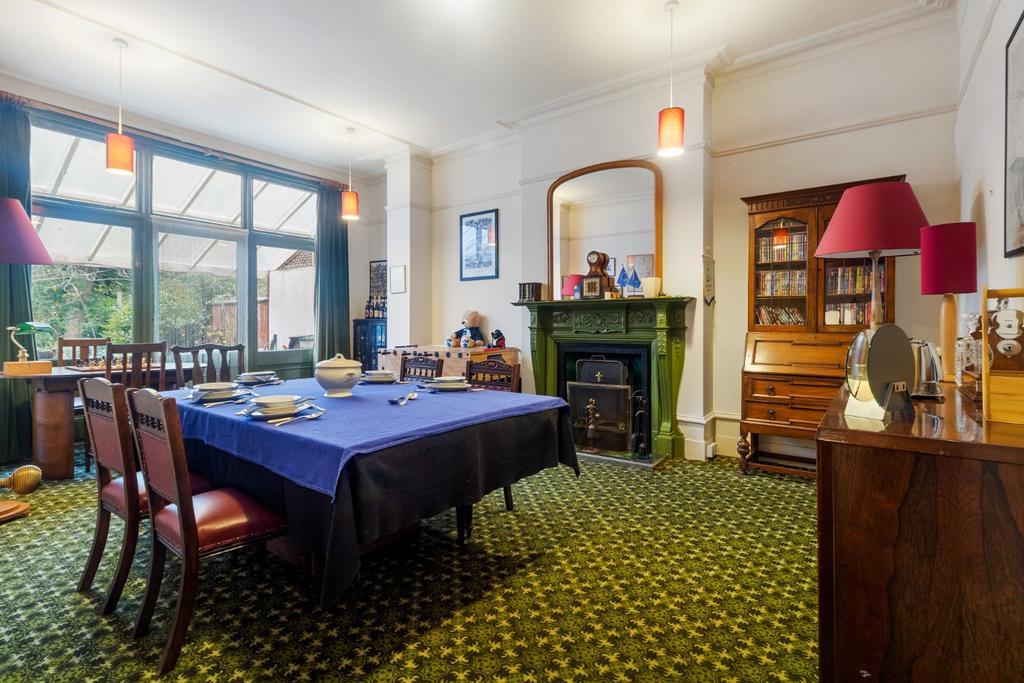 Dukes Avenue, Muswell Hill 5 bed terraced house for sale £2,000,000