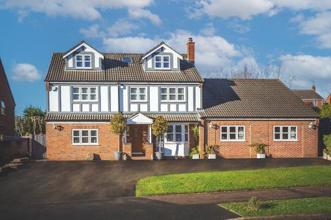 7 bedroom detached house for sale - Chine House, The Chine, Broadmeadows, South Normanton, Alfreton, Derbyshire, DE55 3AN