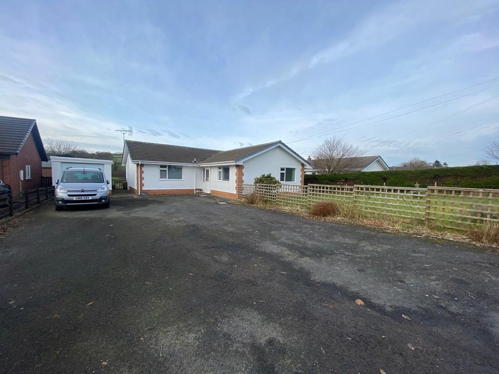 Cellan, Lampeter, SA48 3 bed detached bungalow for sale £260,000