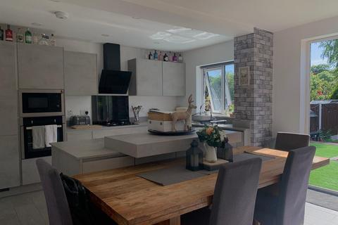 34 Beechfield Road, Liverpool, L18 3EH