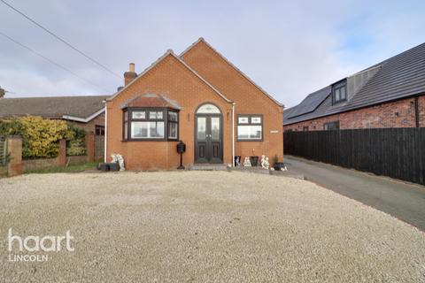 3 bedroom detached bungalow for sale - Lowthorpe, Southrey