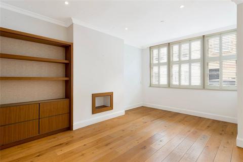 3 bedroom house for sale - Roland Way, South Kensington, London, SW7