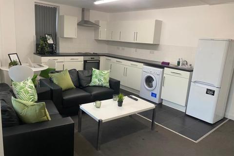3 bedroom flat share to rent - LEICESTER