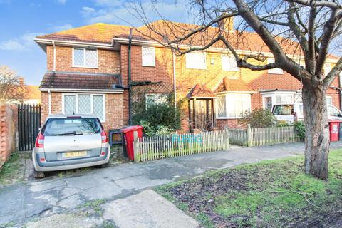 4 bedroom semi-detached house for sale - Cromwell Drive, Slough
