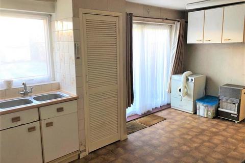 16 Lower Tail, Carpenders Park, Watford, WD19 5DD