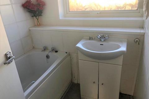 16 Lower Tail, Carpenders Park, Watford, WD19 5DD
