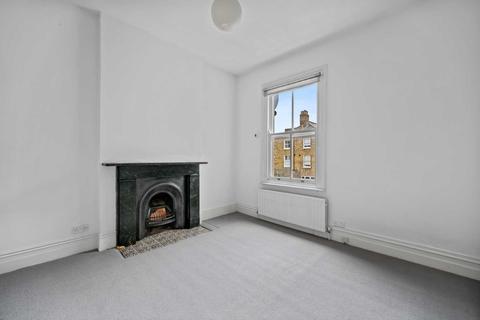 4 bedroom house to rent - Broomwood Road, Clapham, London, SW11 6HU