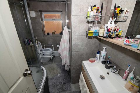 21 Broadstone Close, Prestwich, Manchester, M25 9QA
