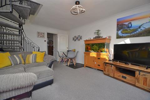 12 Cotswold Close, Verwood, BH31 6UJ