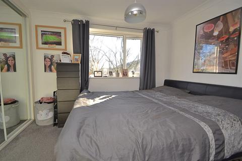 12 Cotswold Close, Verwood, BH31 6UJ
