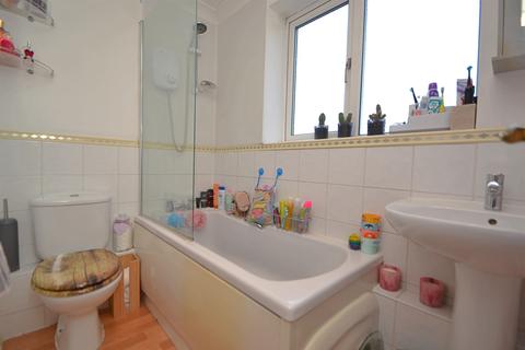 12 Cotswold Close, Verwood, BH31 6UJ