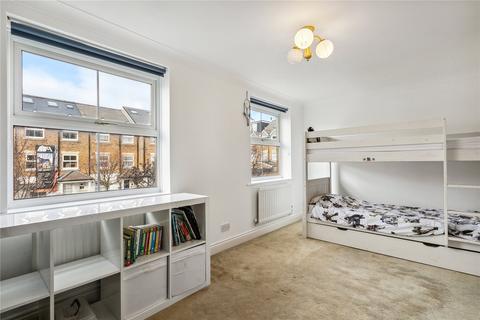 4 bedroom terraced house to rent - Chancery Mews, SW17
