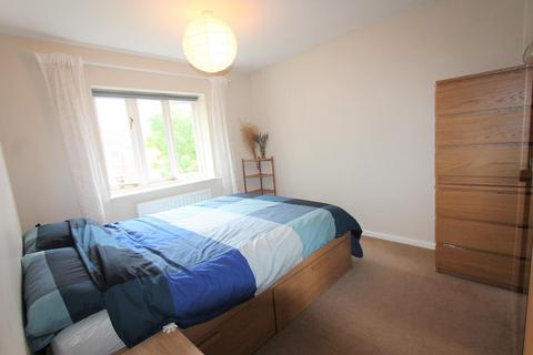 3 bedroom end of terrace house to rent, Davidson Avenue, Leamington Spa, CV31