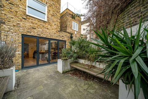 4 bedroom house to rent - St. John's Hill Grove London SW11