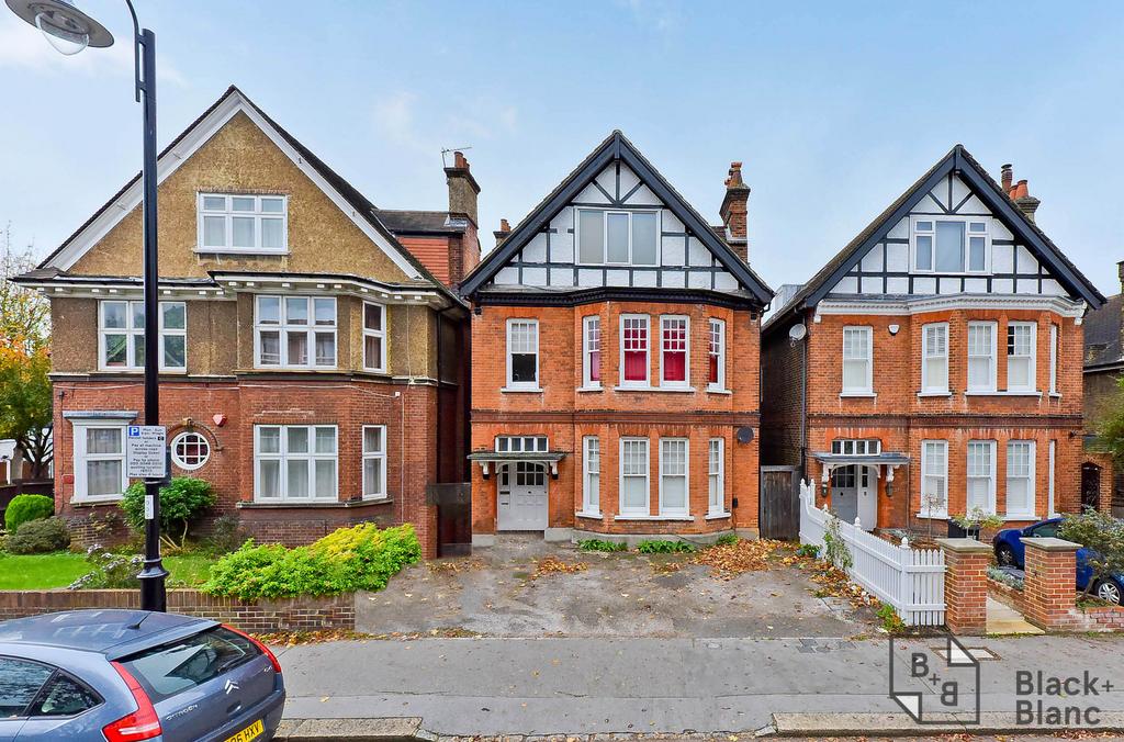Chatsworth Road, Croydon, Surrey, CR0 1 bed apartment £275,000