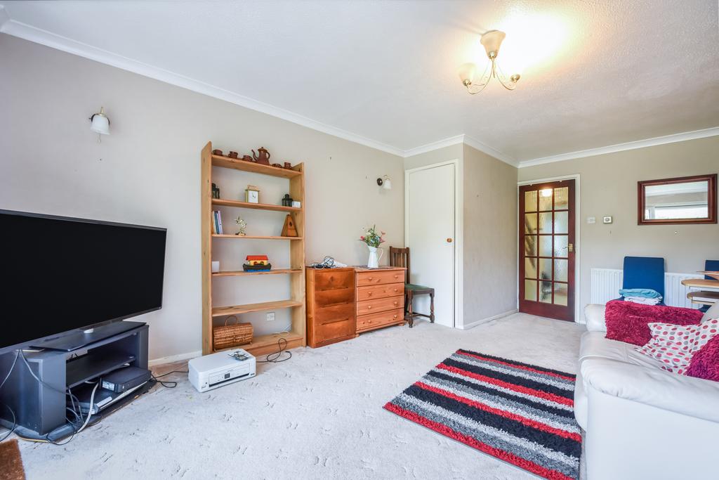 Middlefields, Croydon, Surrey, CR0 2 bed end of terrace house £335,000