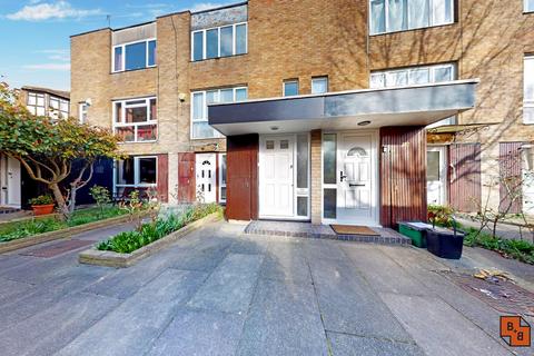 231 Turnpike Link, Croydon, CR0 5NW