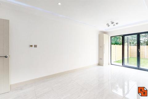Flat 2, Opal Apartments, 77 Northampton Road, Croydon, CR0 7HD